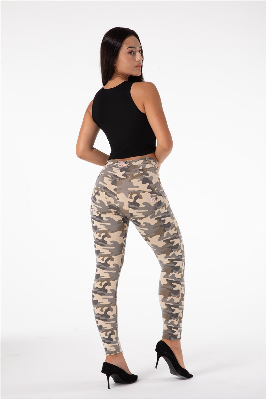 Mid-waist Light Camo Shapewear
