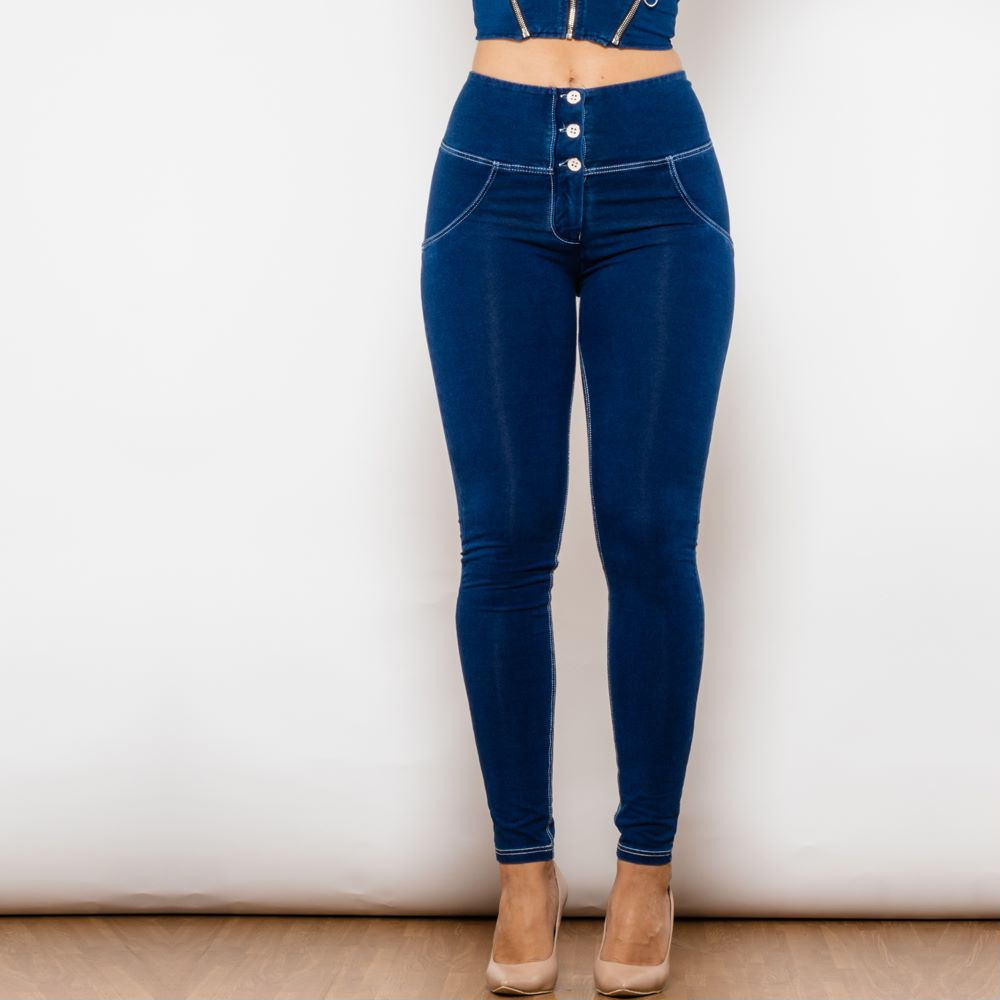 Dark Blue Highwaist Jean with Buttons