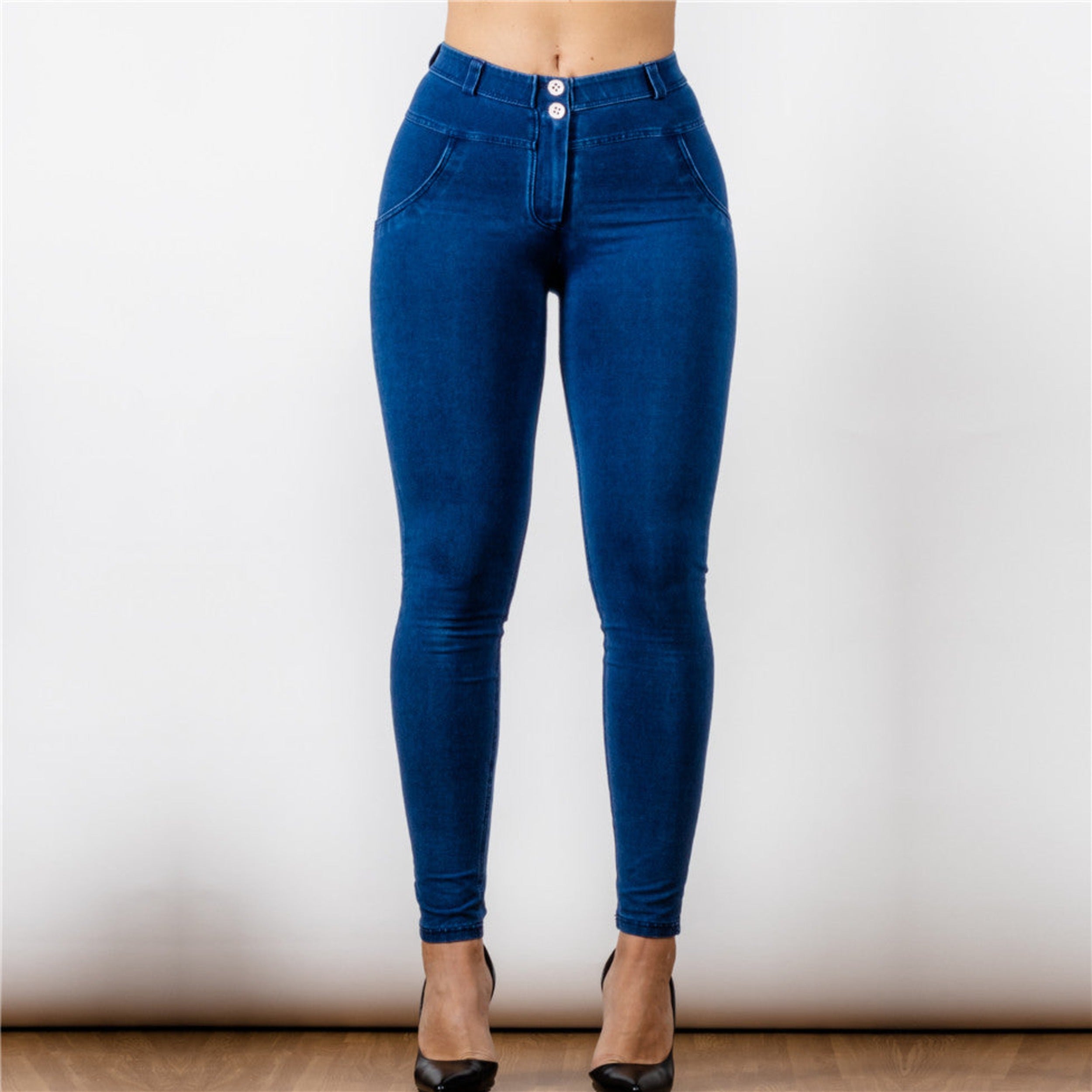 Mid-waist Dark Blue Jean
